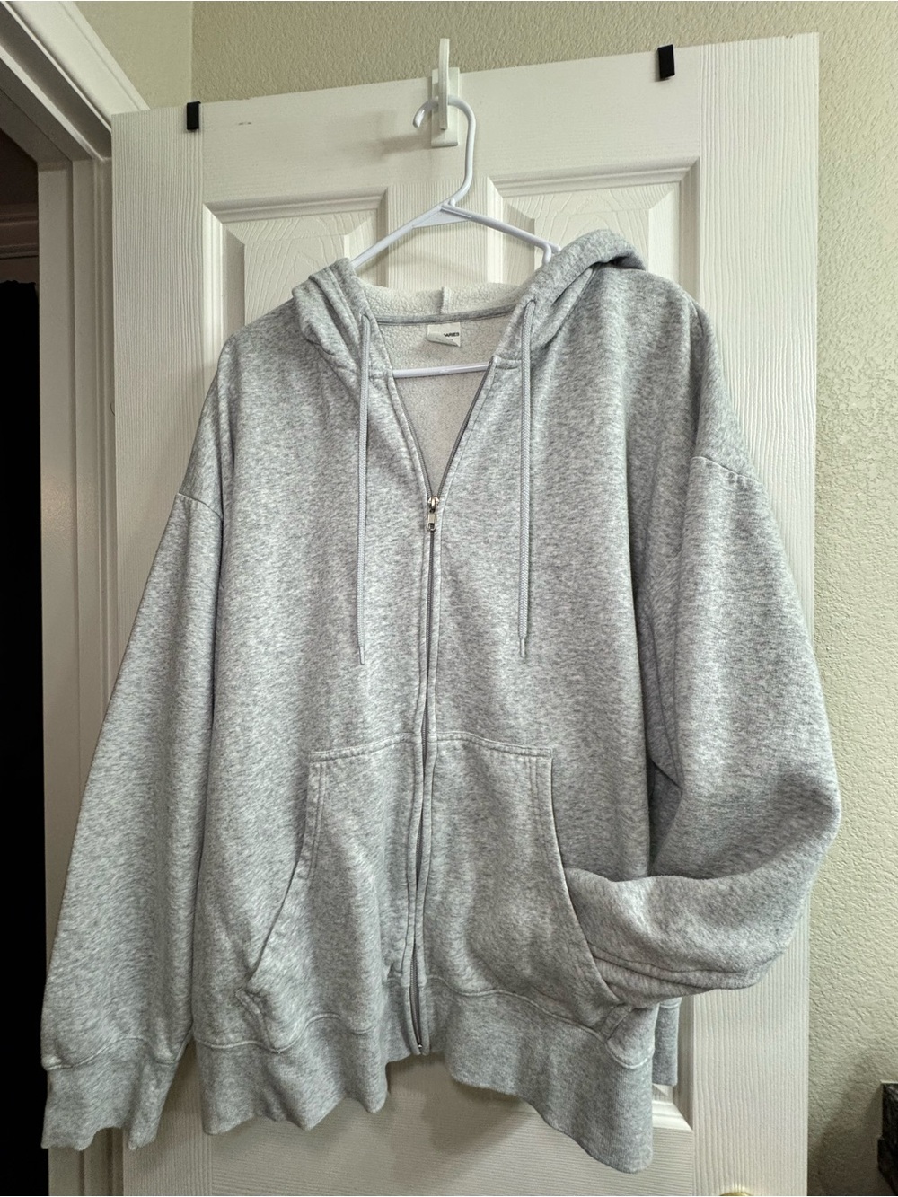 Classic Women’s Full-Zip Hoodie Sweatshirt - Light Heather Gray